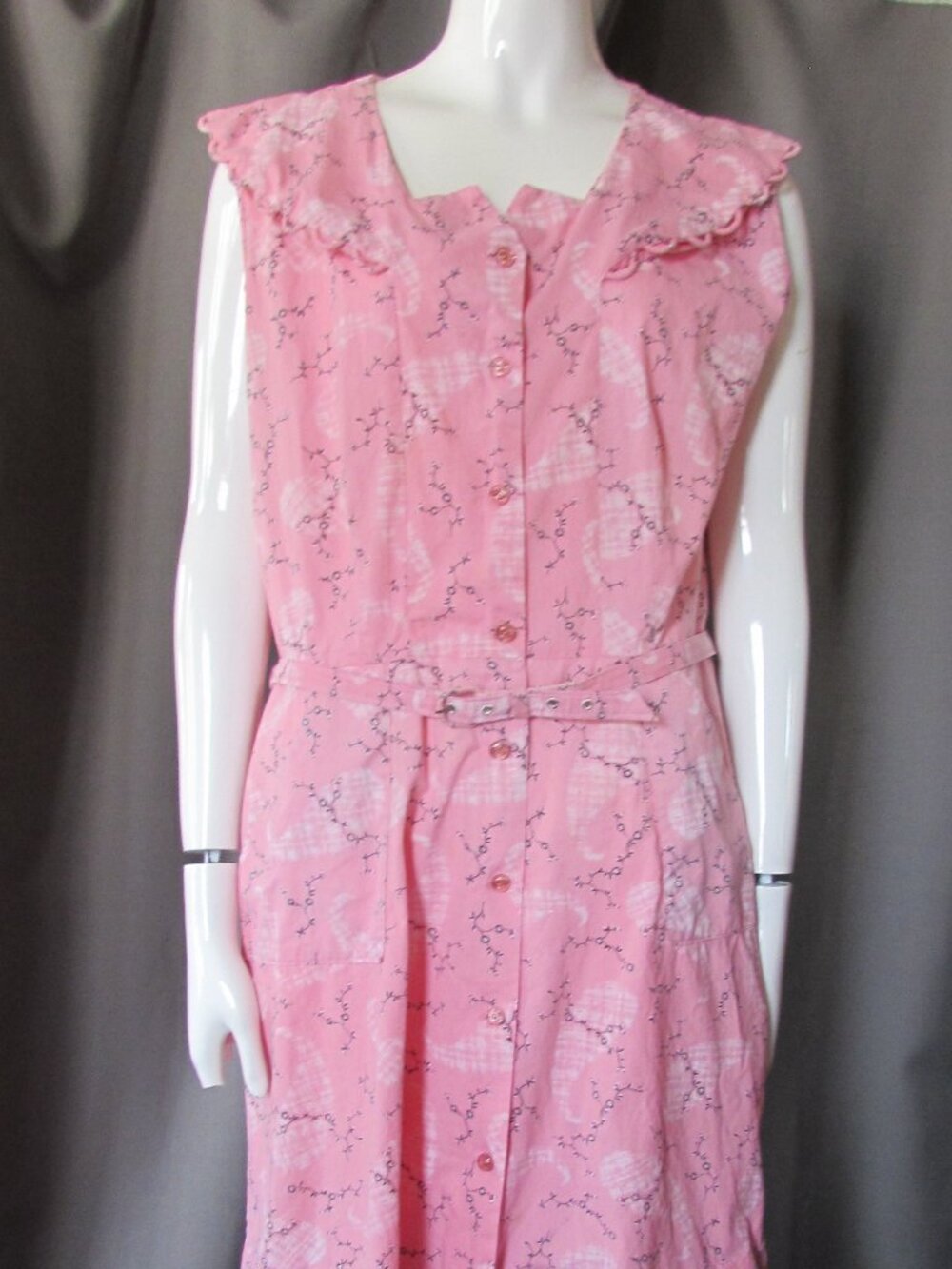 Vintage 1970 Era Cotton Day Dress in Pink